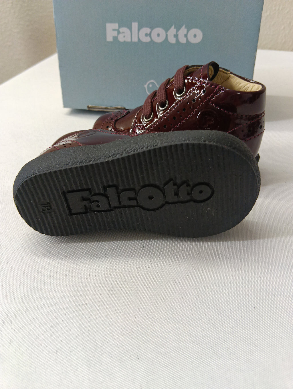 Zapato infantil granate  talla 18 tipo botin