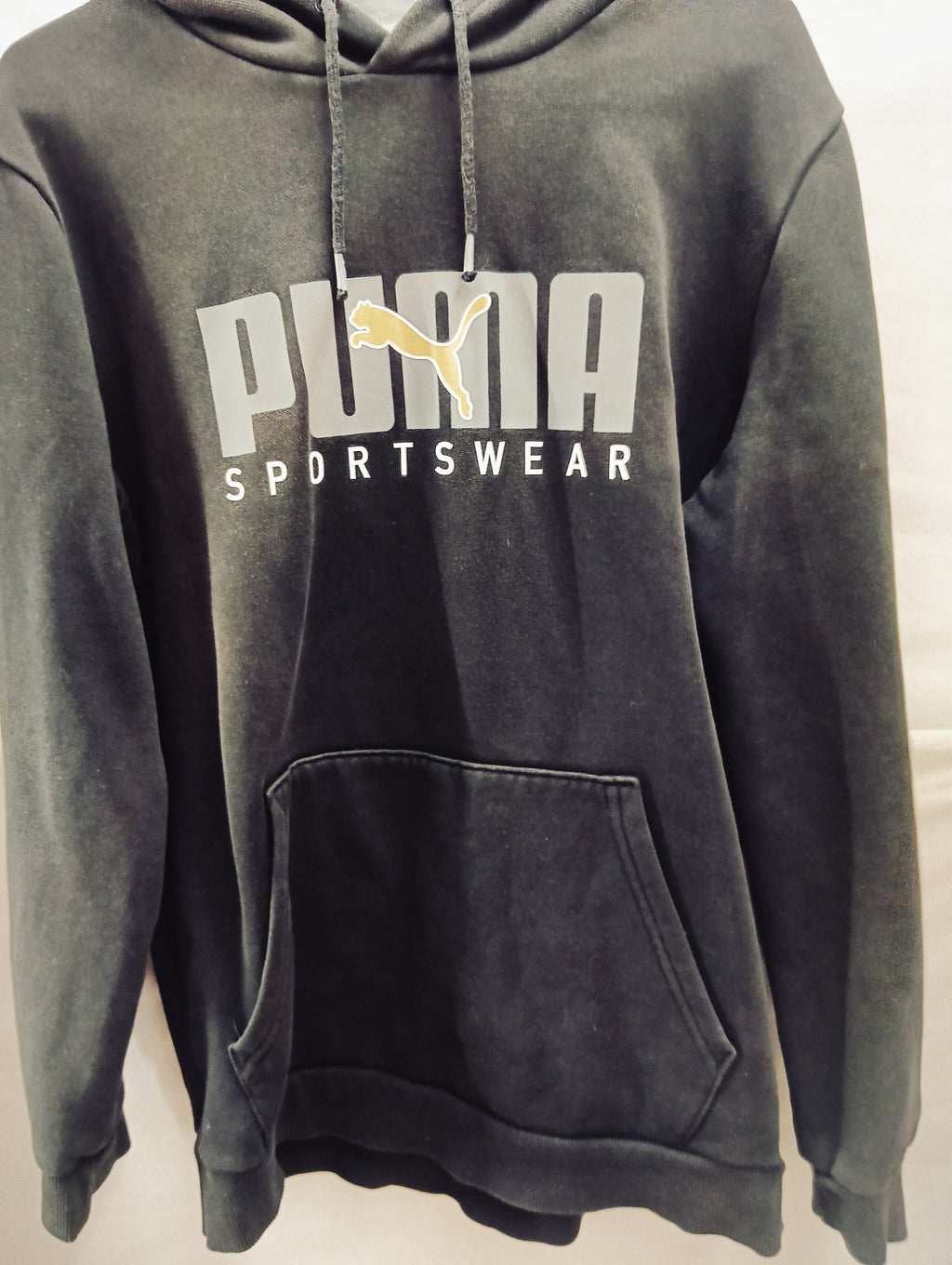 Sudadera Puma con capucha negro